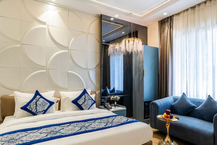 Room 8 of 57
