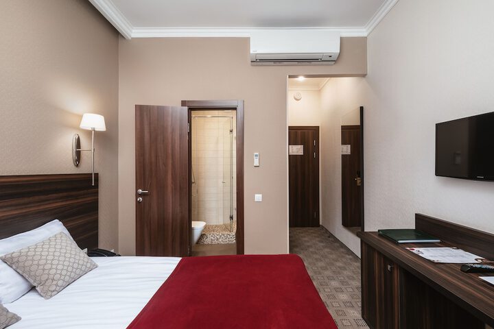 Room 20 of 73