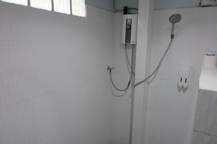 Room 53 of 63