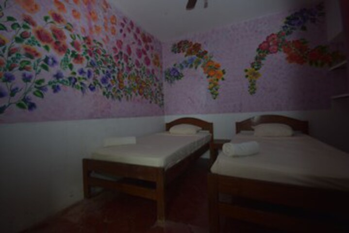 Room 4 of 47