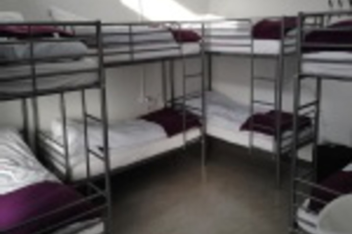 Room 145 of 276