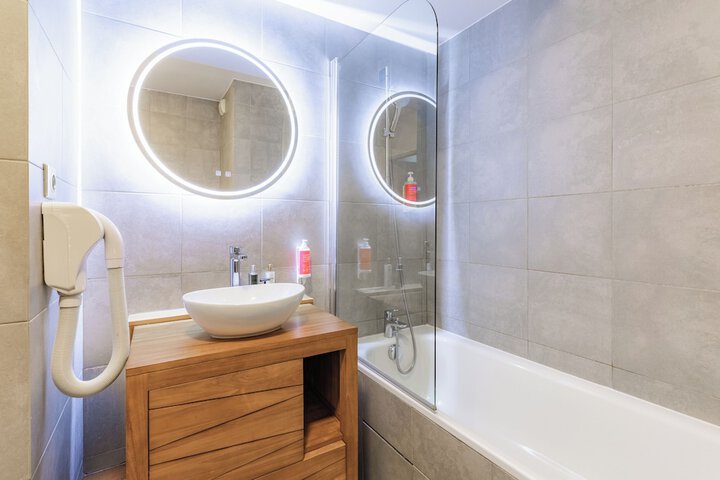 Bath Interior