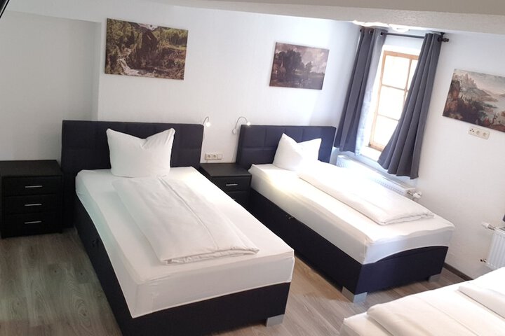 Room 44 of 97