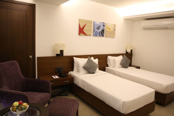 Room 18 of 40