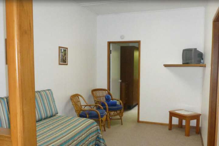 Room 74 of 180