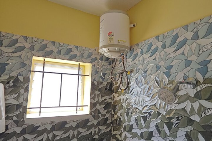 Room 54 of 68