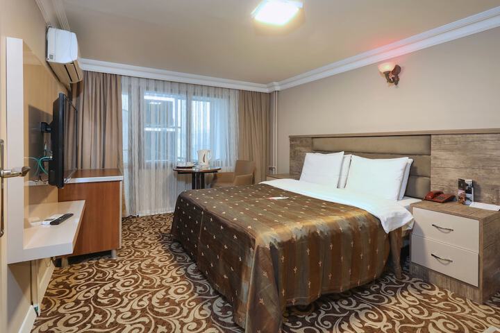Room 19 of 44