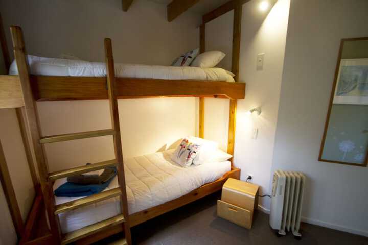 Room 9 of 27