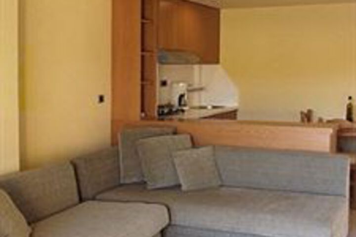 Room 21 of 30