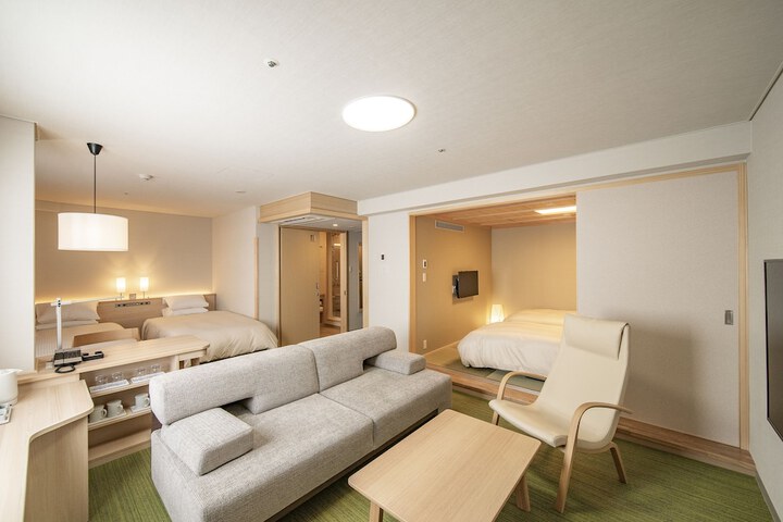 Room 6 of 91