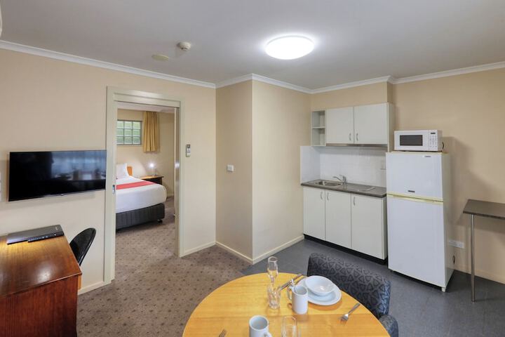 Room 14 of 28