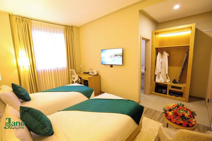 Room 21 of 57
