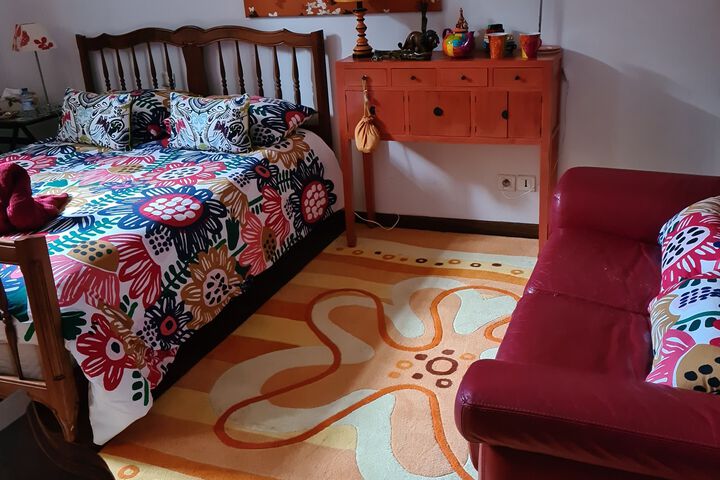 Room 12 of 18