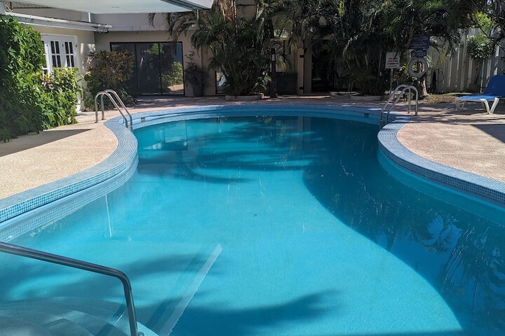 Hotel Pool
