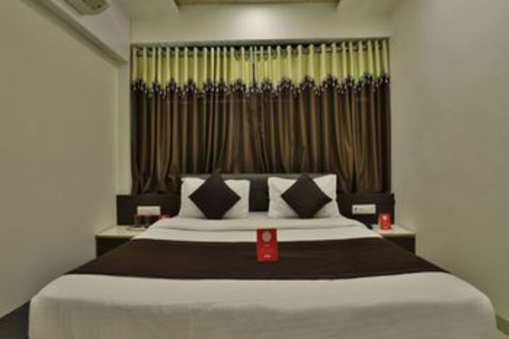 Room 4 of 24