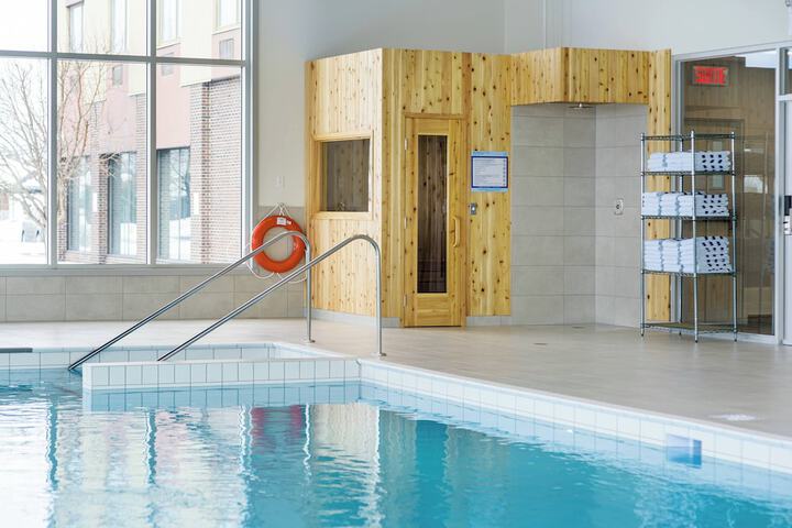 Pool 33 of 68