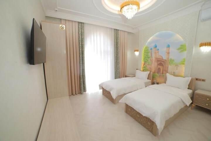 Room 3 of 17