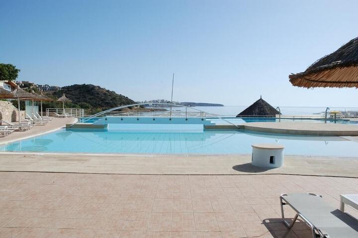 Pool 16 of 29