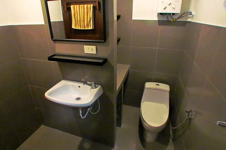 Room 136 of 174