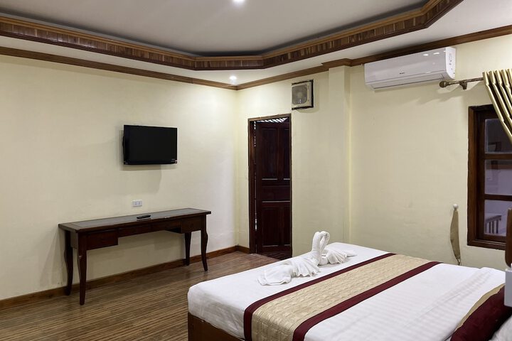 Room 18 of 50