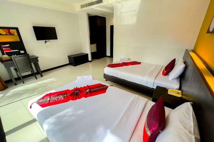 Room 8 of 29