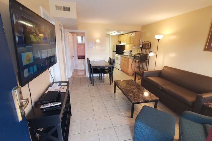 Room 21 of 41