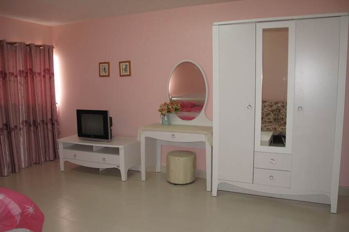 Room 30 of 44
