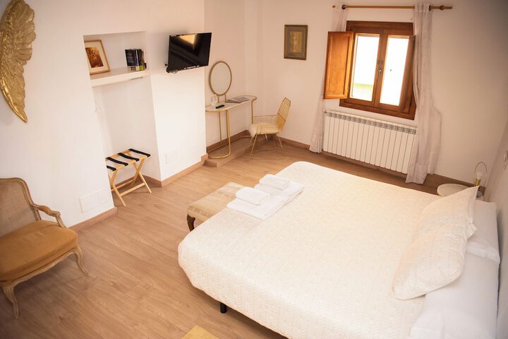 Room 8 of 70