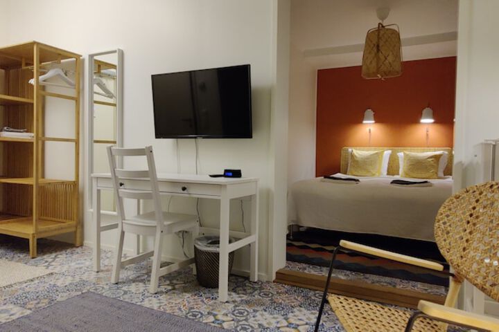 Room 16 of 31