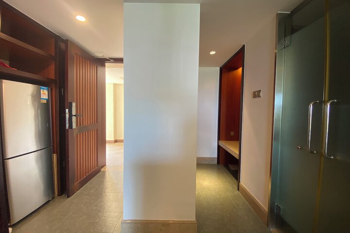Room 60 of 178