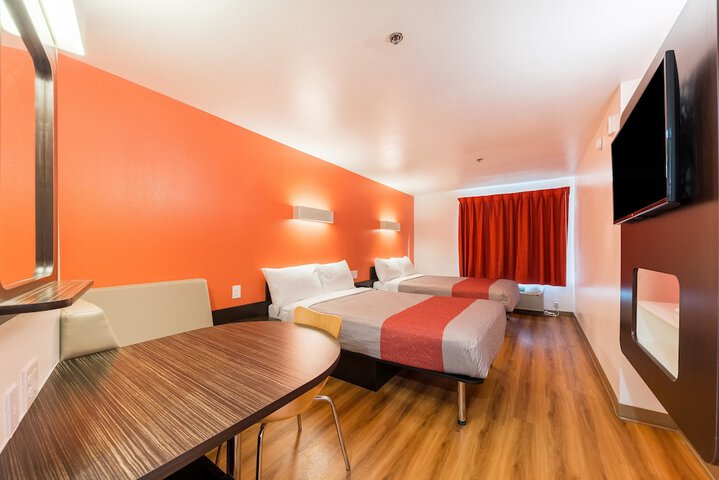 2 Double Beds Accessible (1 of 9)