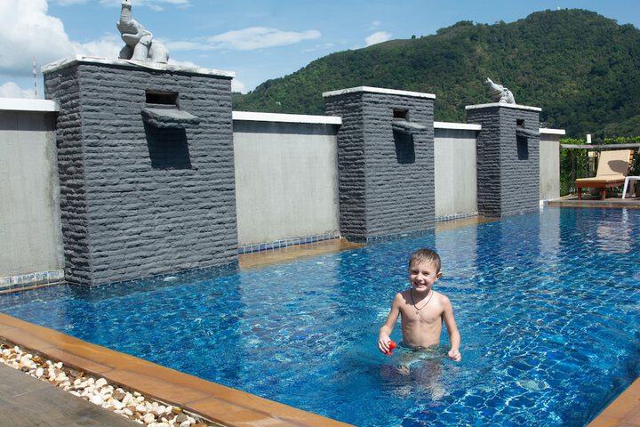 Pool 54 of 91