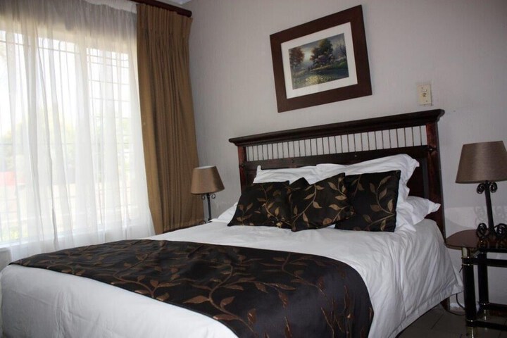Room 10 of 70