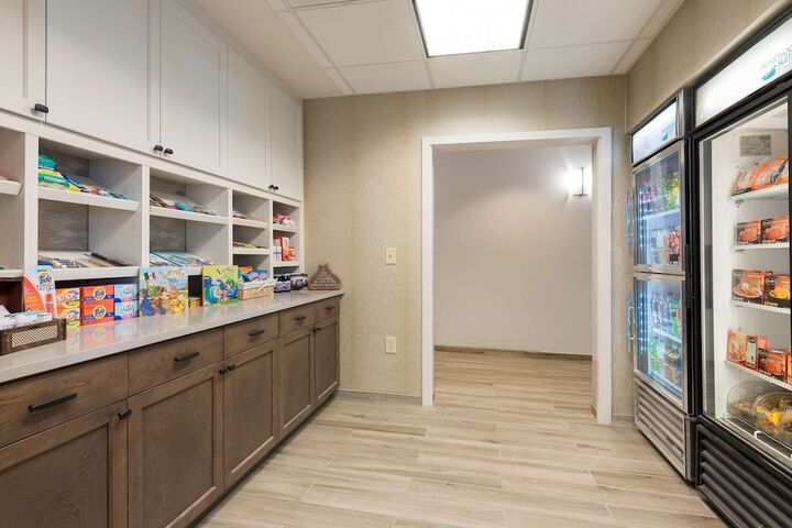 Snack bar