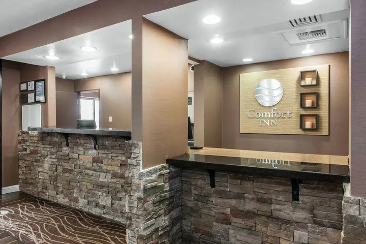 Photo of Baymont Inn & Suites Ft. Wayne