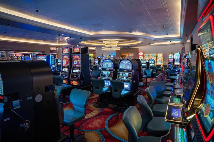 Entertainment 56 of 97