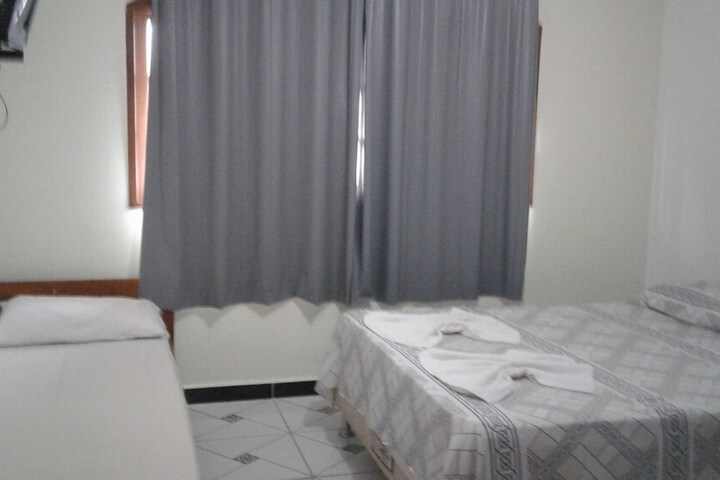 Room 6 of 27