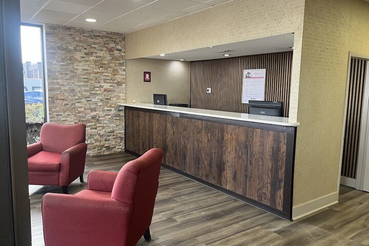 Entrance & Lobby