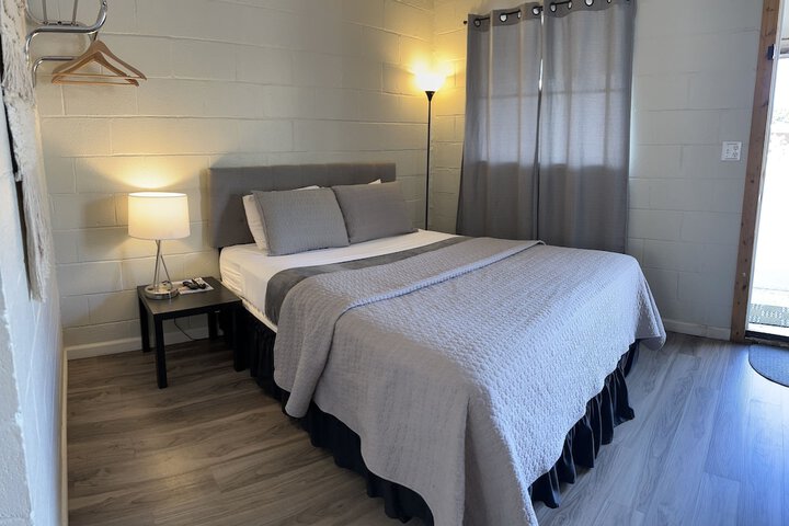 Room 13 of 61