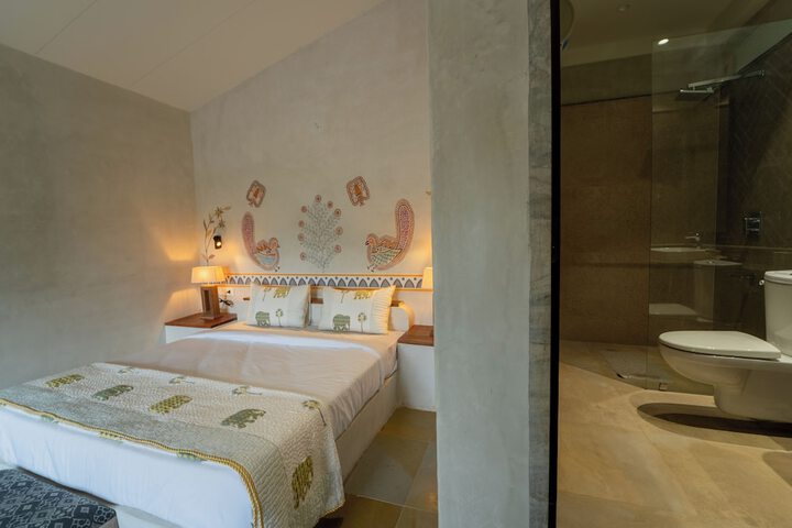 Room 27 of 207