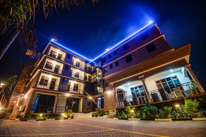 Hotel 37 of 41