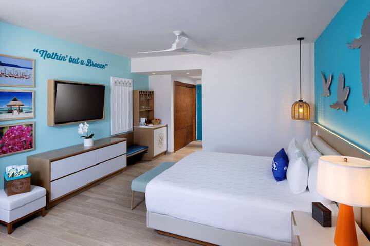 Room 30 of 107