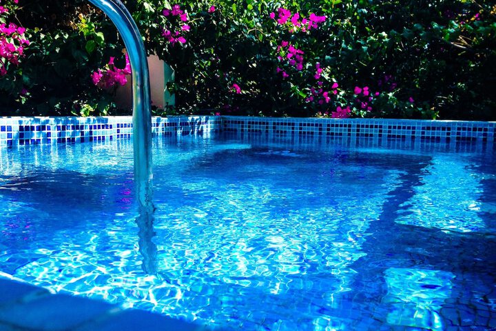 Pool 99 of 127