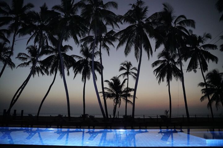 Pool 62 of 80