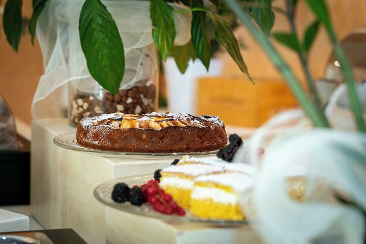 Breakfast/Coffee Service 66 of 92