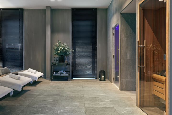 Spa 18 of 27