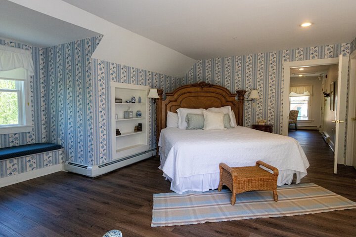 Room 40 of 60