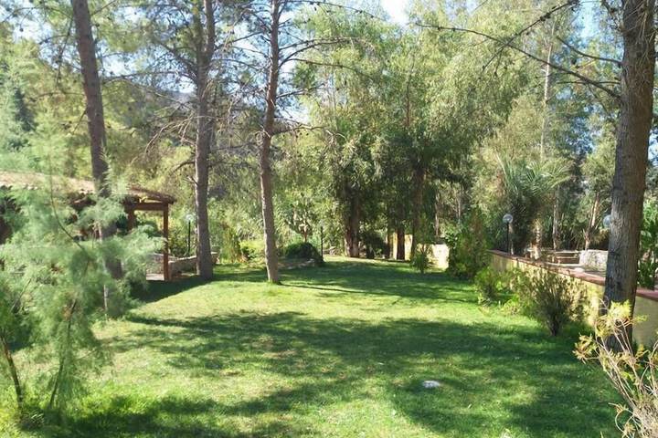 Property Grounds 31 of 47