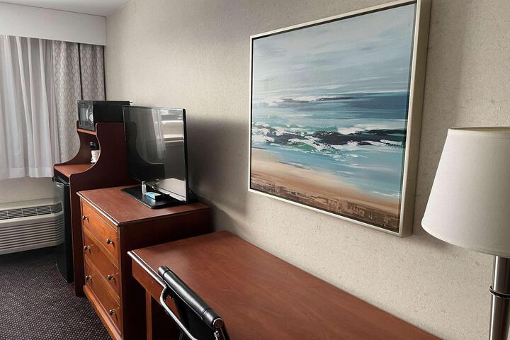 2 Double Beds Microwave and Refrigerator WiFi Full Breakfast (7 of 9)