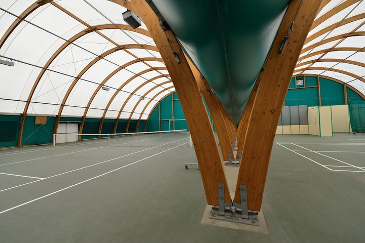 Tennis court